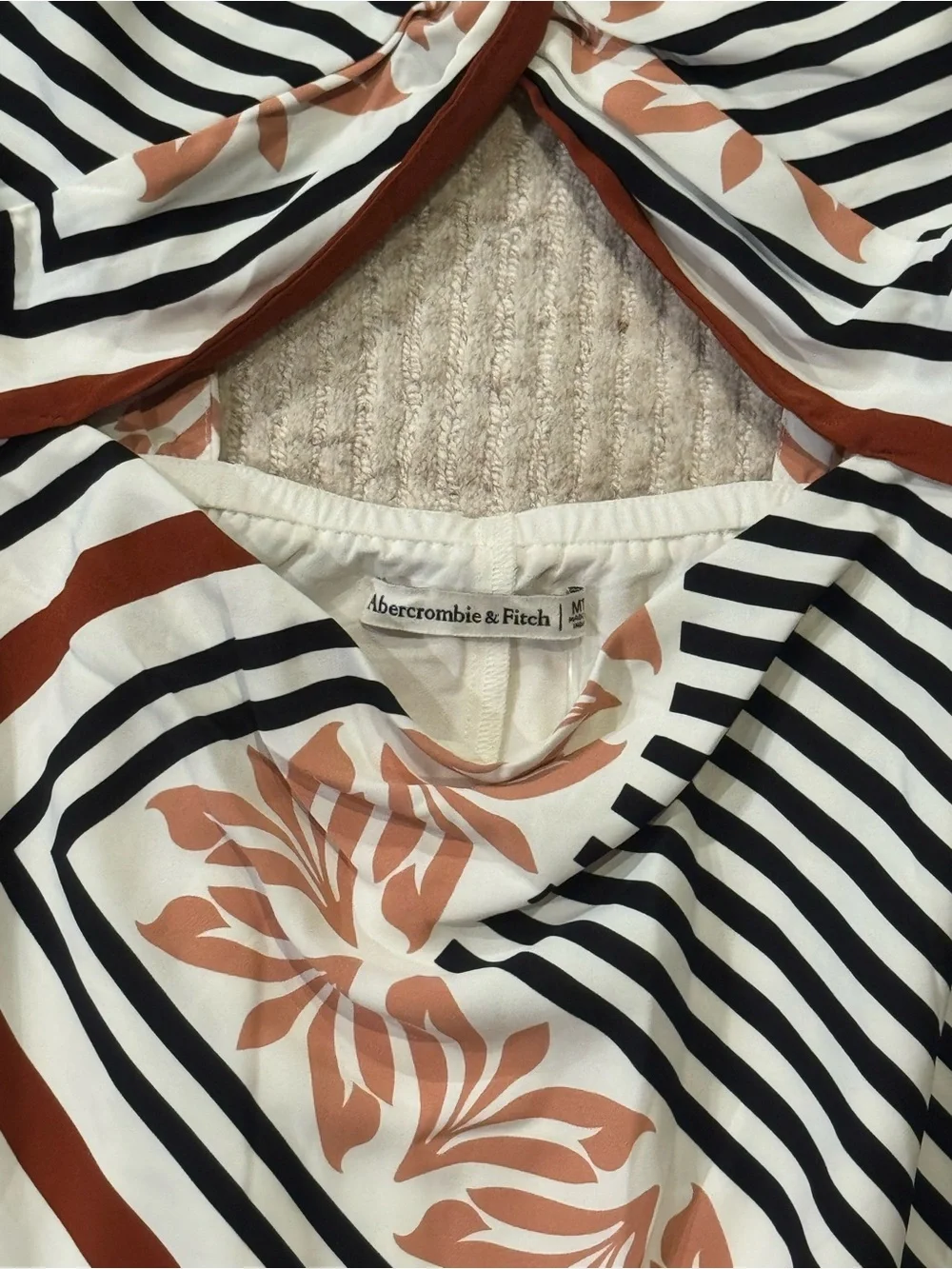 Abercrombie & Fitch Long Sleeve Twist Front Cutout Maxi Dress Medium